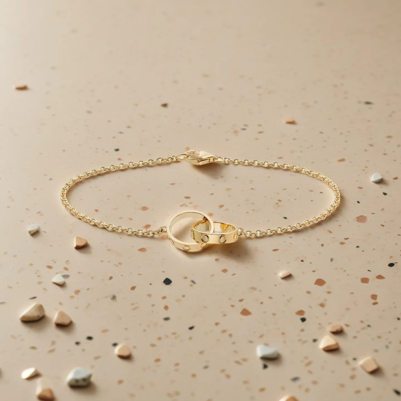 Classic Interlocking Double Ring Bracelet | Elegant Engraved Motif Chain