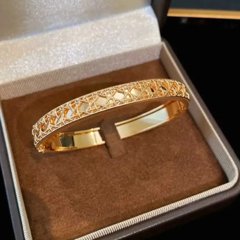 Luxury Cross Lattice Bangle Bracelet | Vintage Openwork Hinged Bracelet for Women