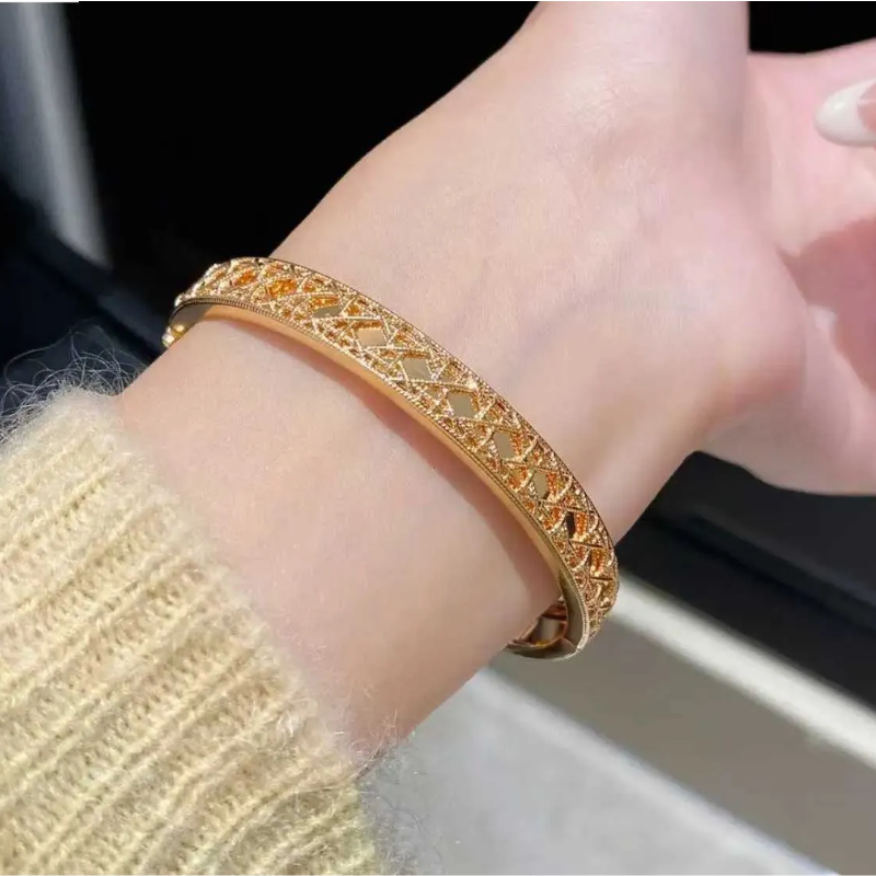 Luxury Cross Lattice Bangle Bracelet | Vintage Openwork Hinged Bracelet for Women